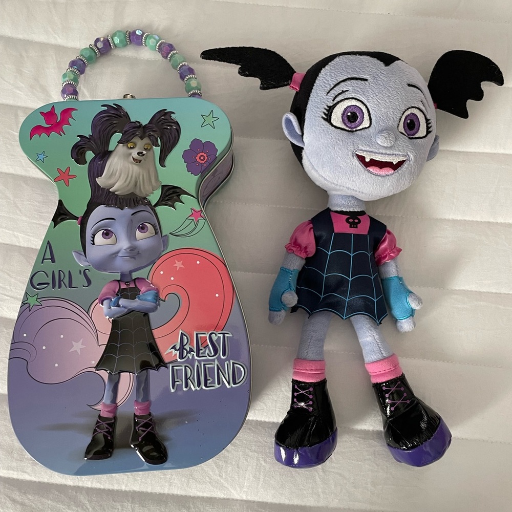 Vampirina Plush Doll with Activity Case